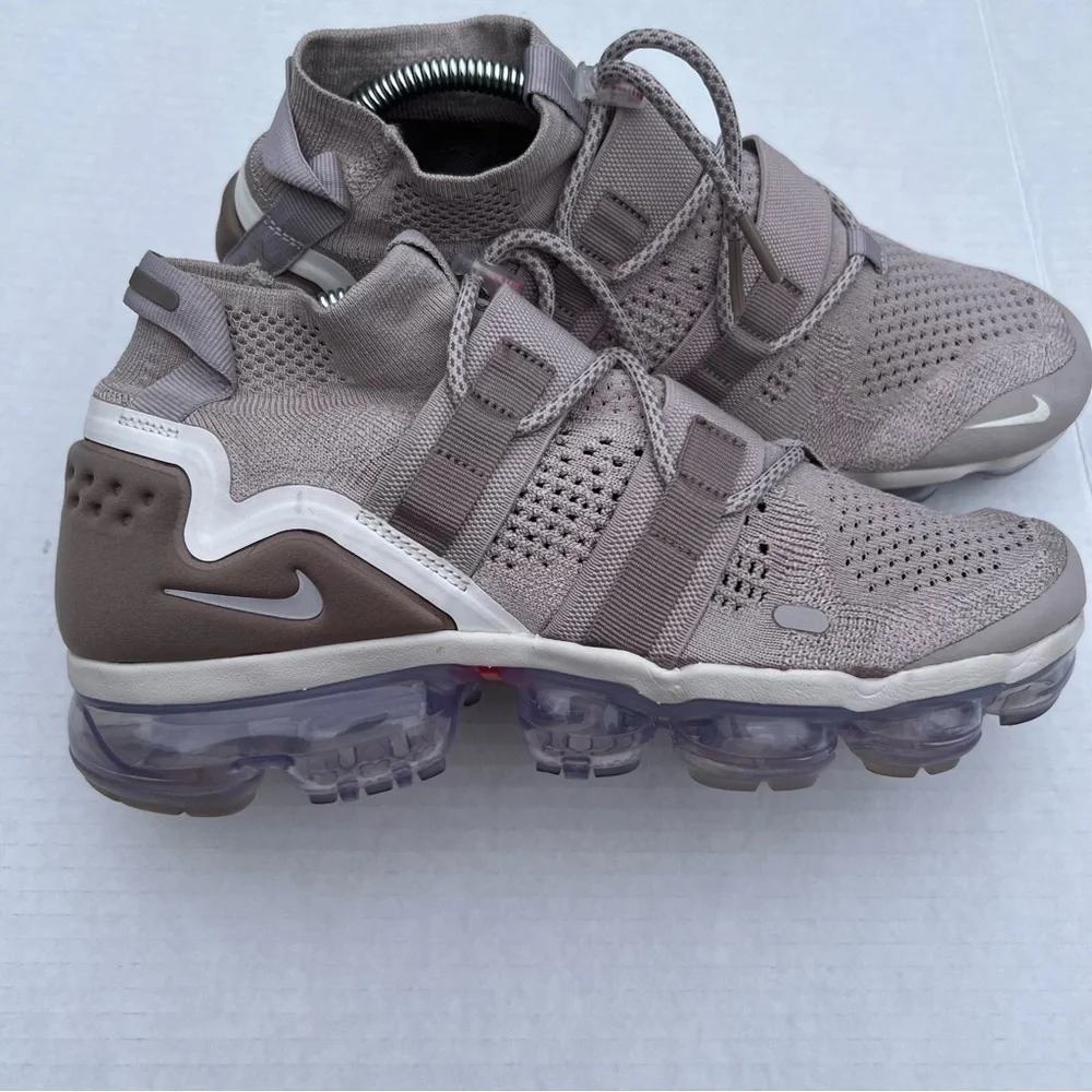 Nike Air VaporMax Utility Moon Particle men’s size 9 like new condition